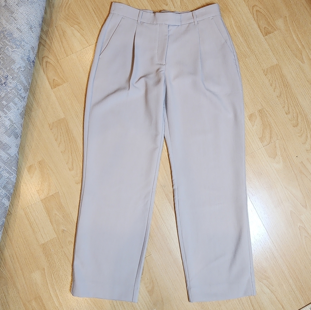 Abercrombie & Fitch Women's Light Taupe Straight-Leg Trousers - Picture 3 of 16
